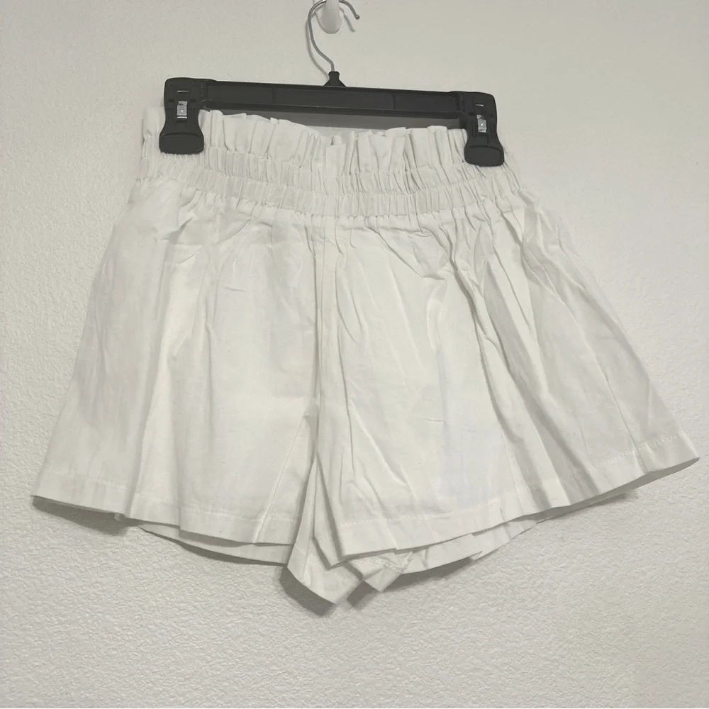 NWT*Set* Fashion Nova, ‘Still Workin’, Women's White Belted Jacket and Shorts - Picture 13 of 16